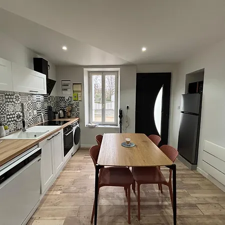 Maison Avec Courette *